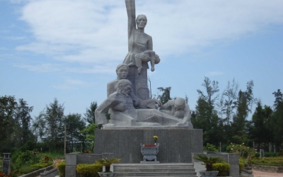 Da Nang tourism - Mother Monument VNAH - Remnants of My Son - Ly Son