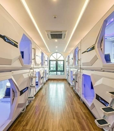 Attractive promotions - discounts Free room & Internet